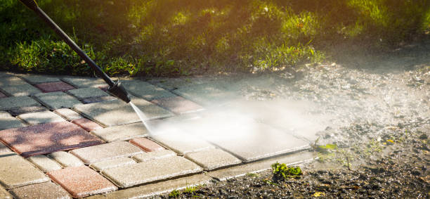 Best Deck and Patio Pressure Washing in Iowa Colony, TX